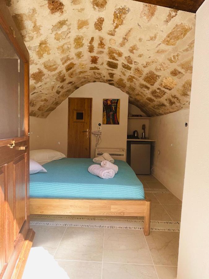 Апартаменты Vecchia Casa Sterna Монемвазия Экстерьер фото